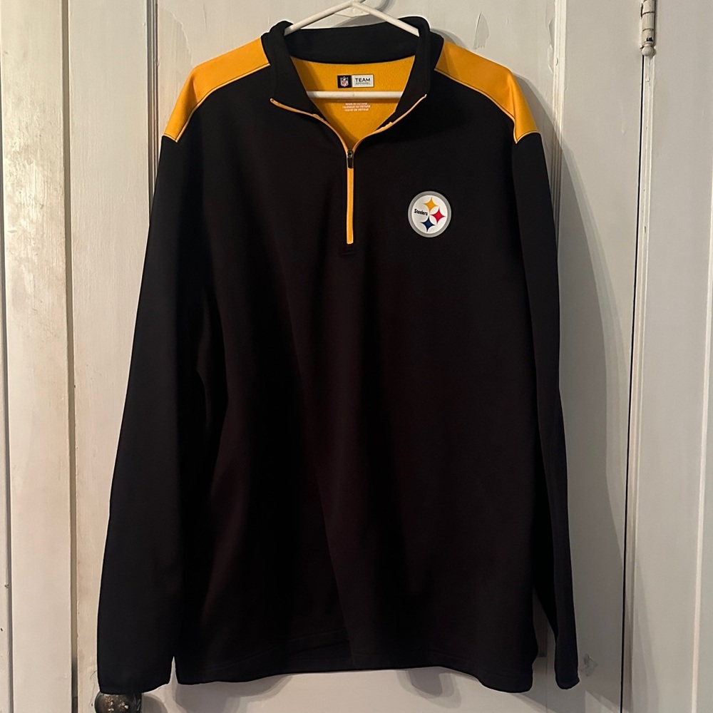 Nike Black and Yellow Lightweight Jacket
